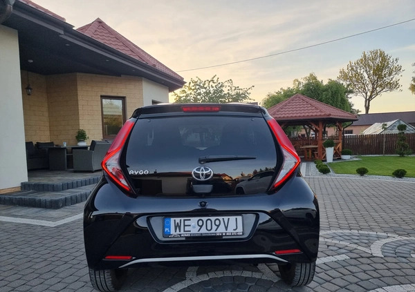 Toyota Aygo cena 38900 przebieg: 153312, rok produkcji 2018 z Przasnysz małe 352